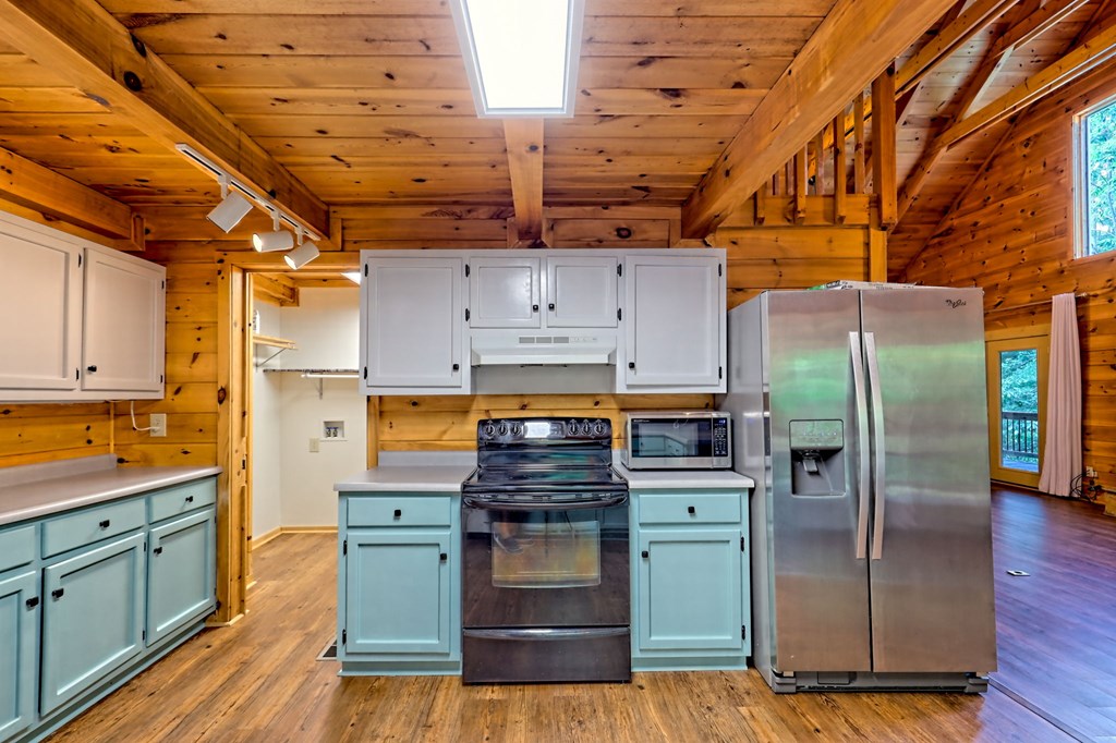 416861 Clayton Residential