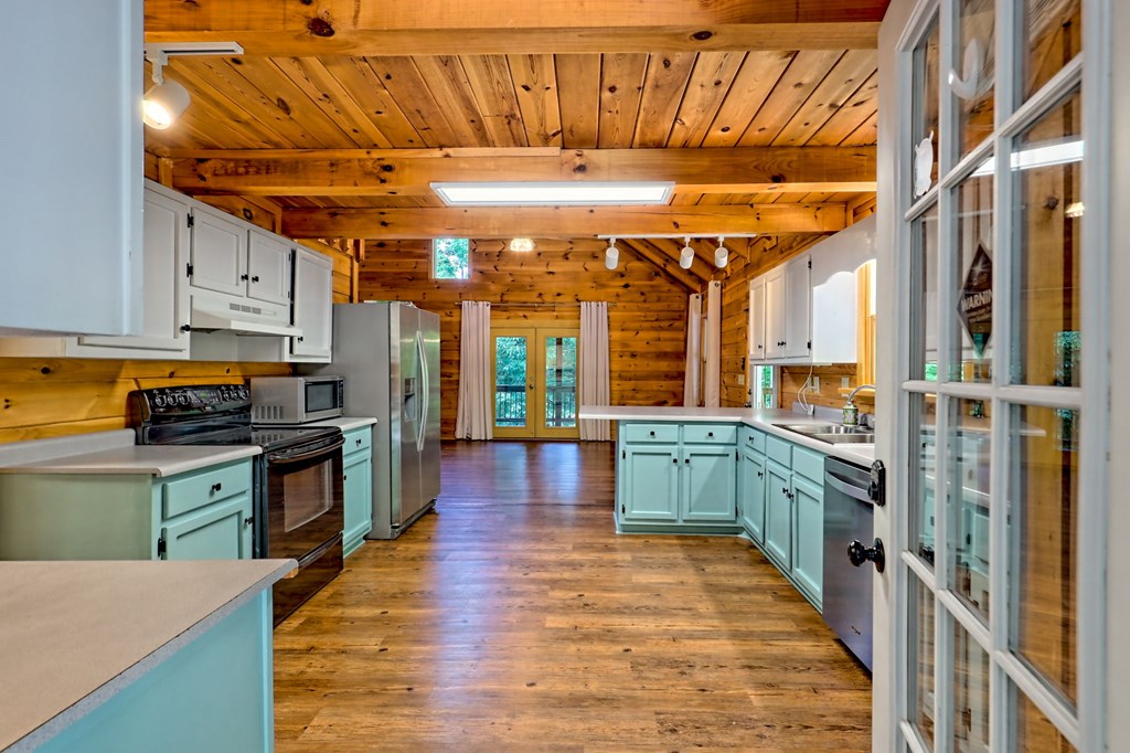 416861 Clayton Residential