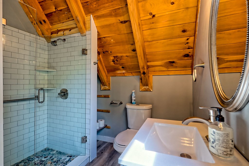 416861 Clayton Residential