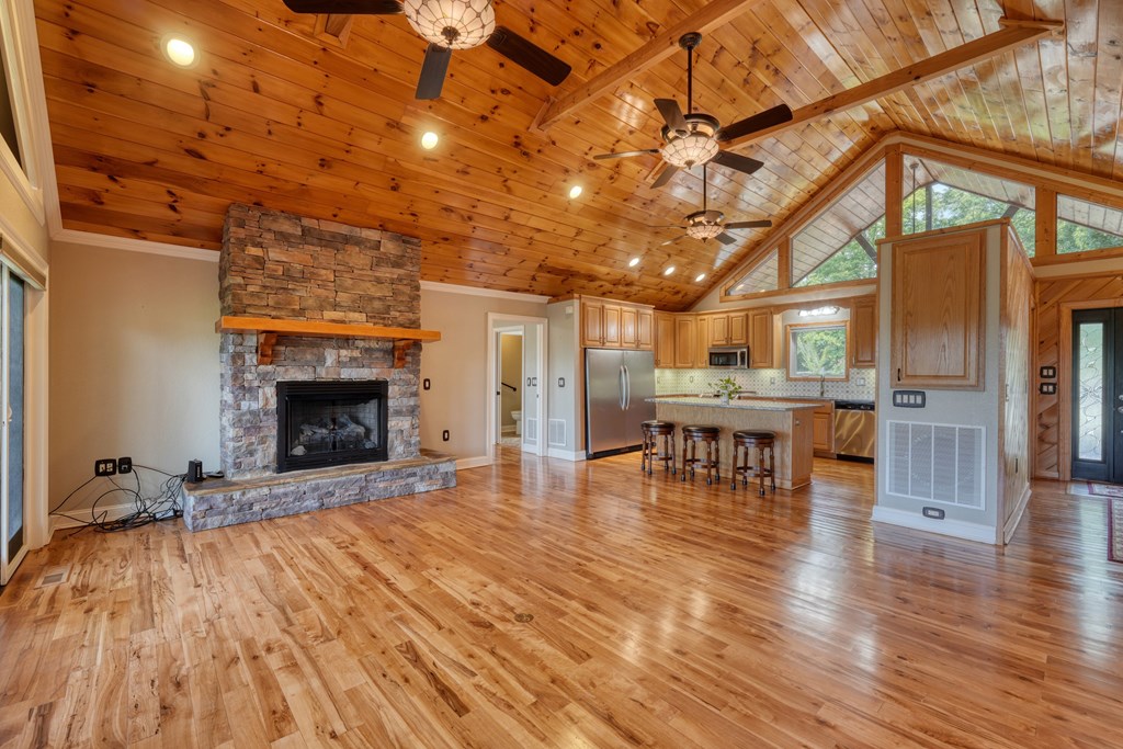416891 Murphy Residential