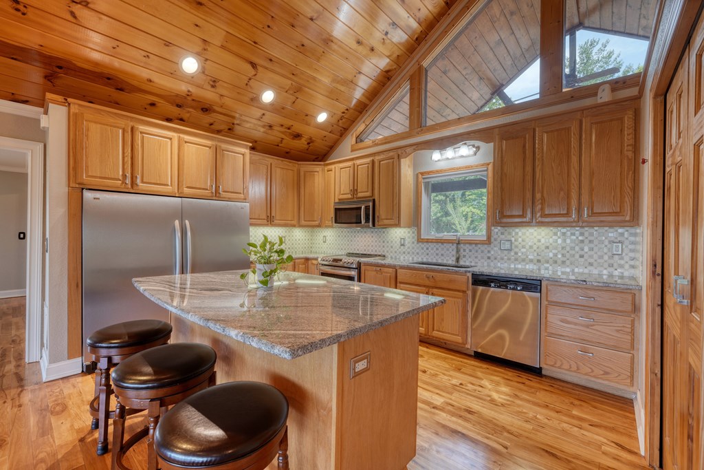416891 Murphy Residential