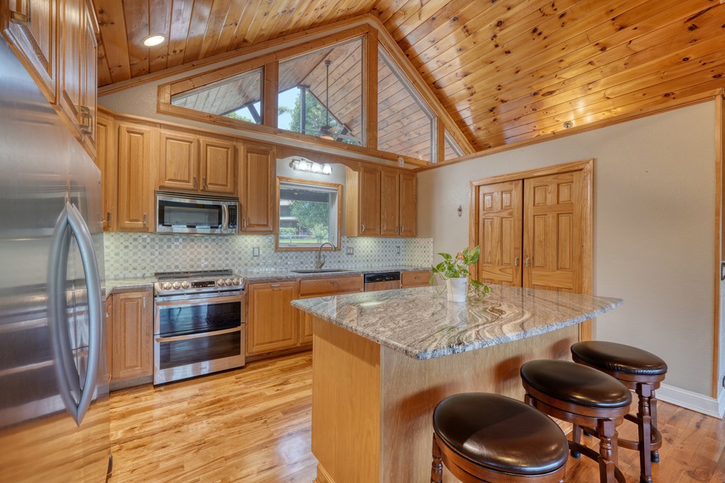 416891 Murphy Residential