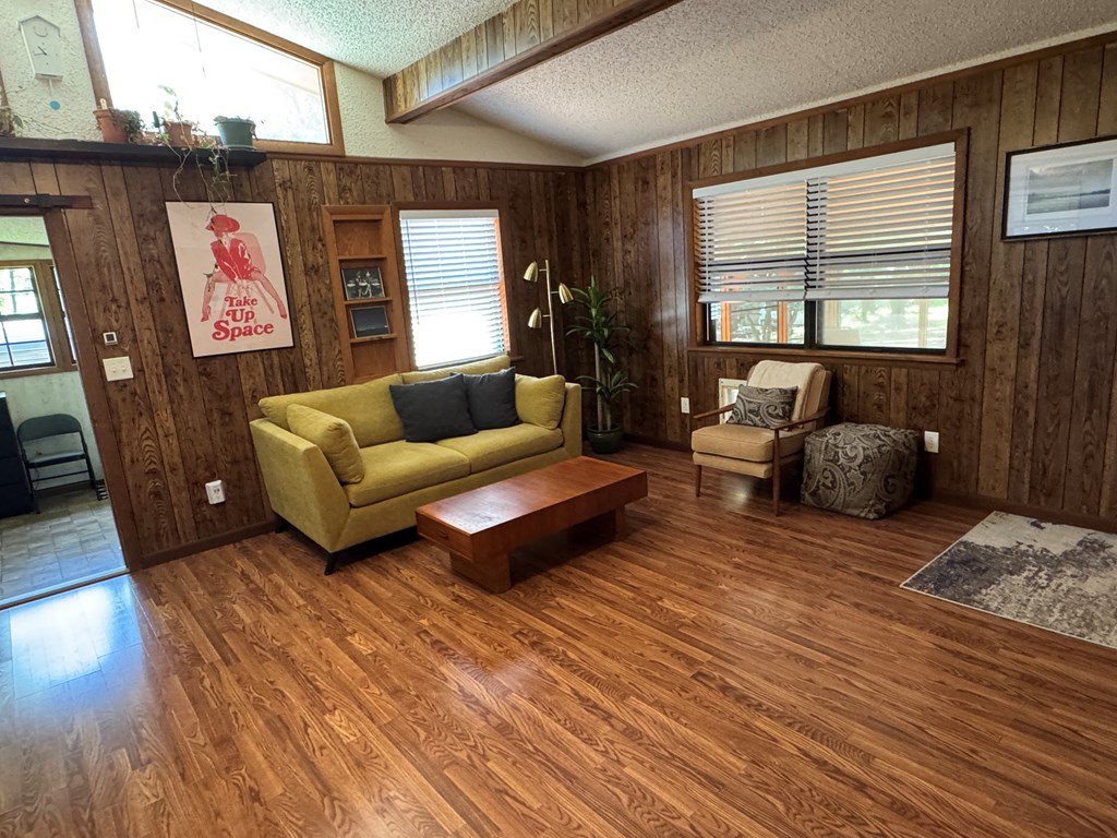 416902 Hiawassee Residential