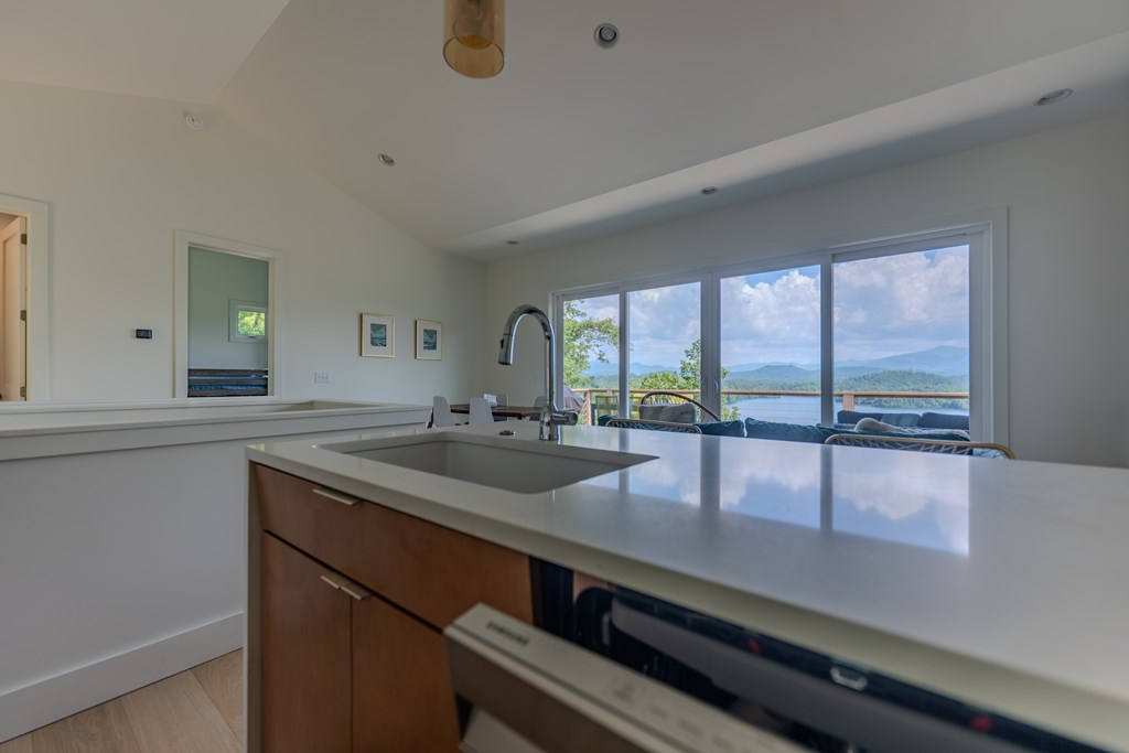 416919 Robbinsville Residential