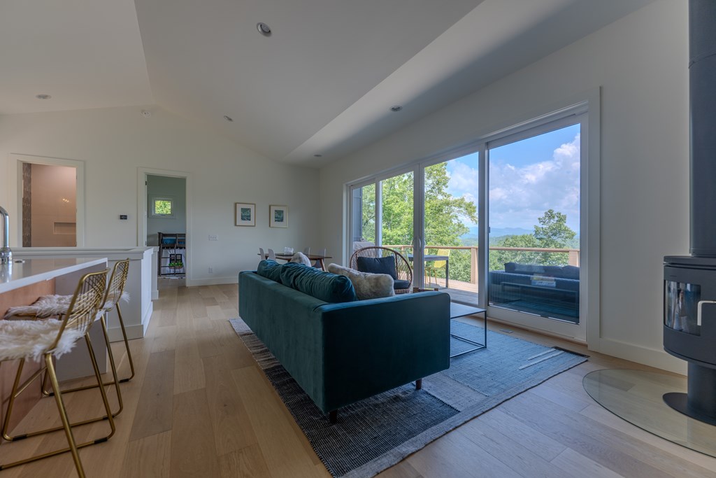 416919 Robbinsville Residential