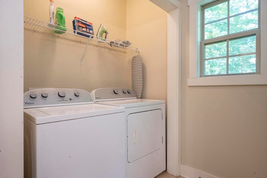 416922 Dahlonega Residential