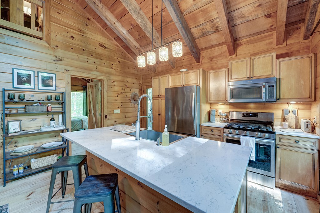 416975 Blue Ridge Residential
