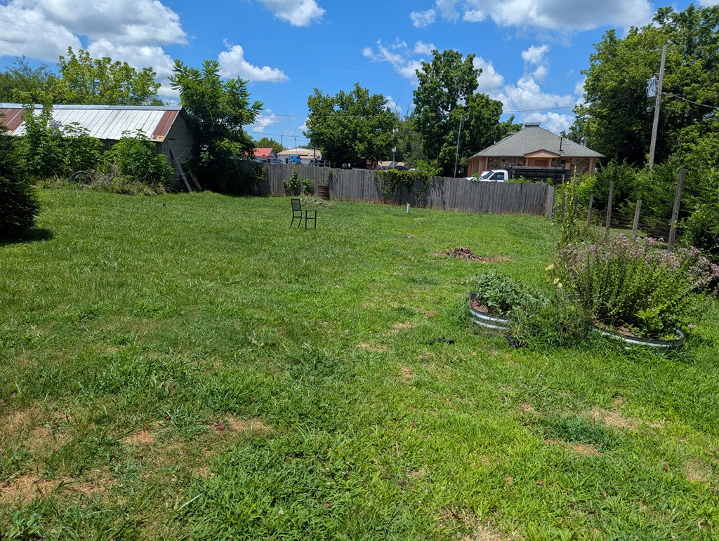 416998 Morganton Residential