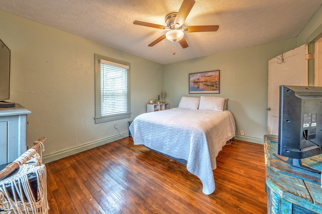 416998 Morganton Residential