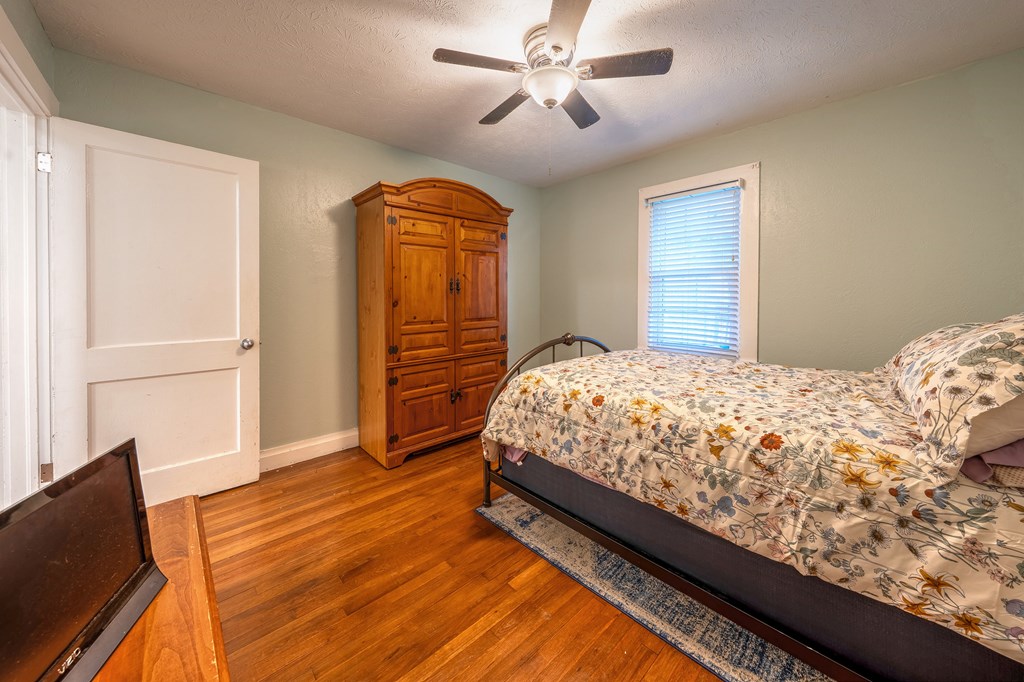 416998 Morganton Residential