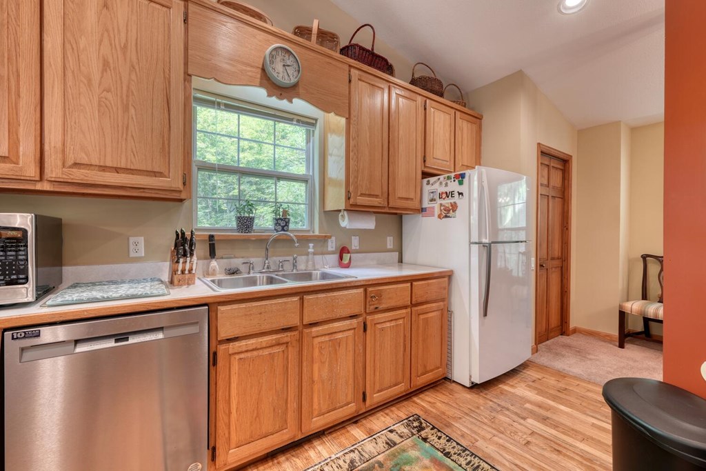 417010 Blairsville Residential