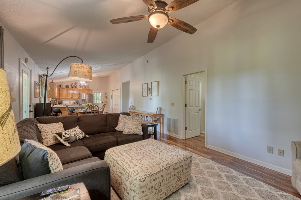 417015 Hiawassee Residential