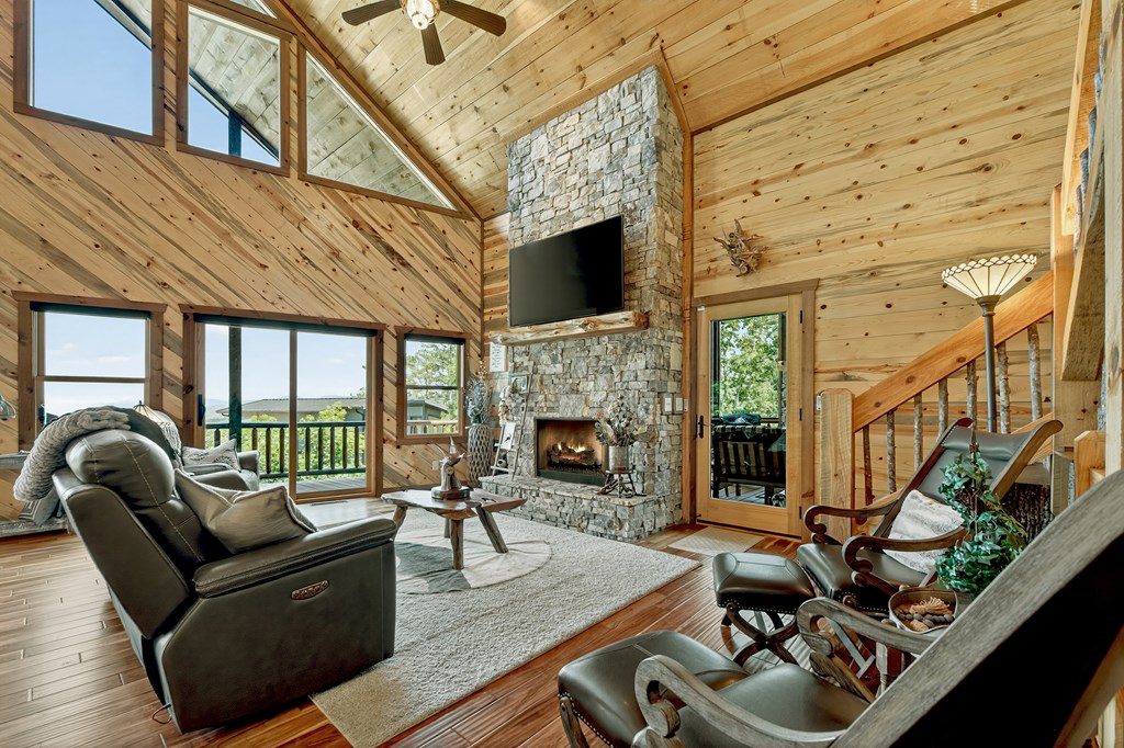 417046 Blue Ridge Residential