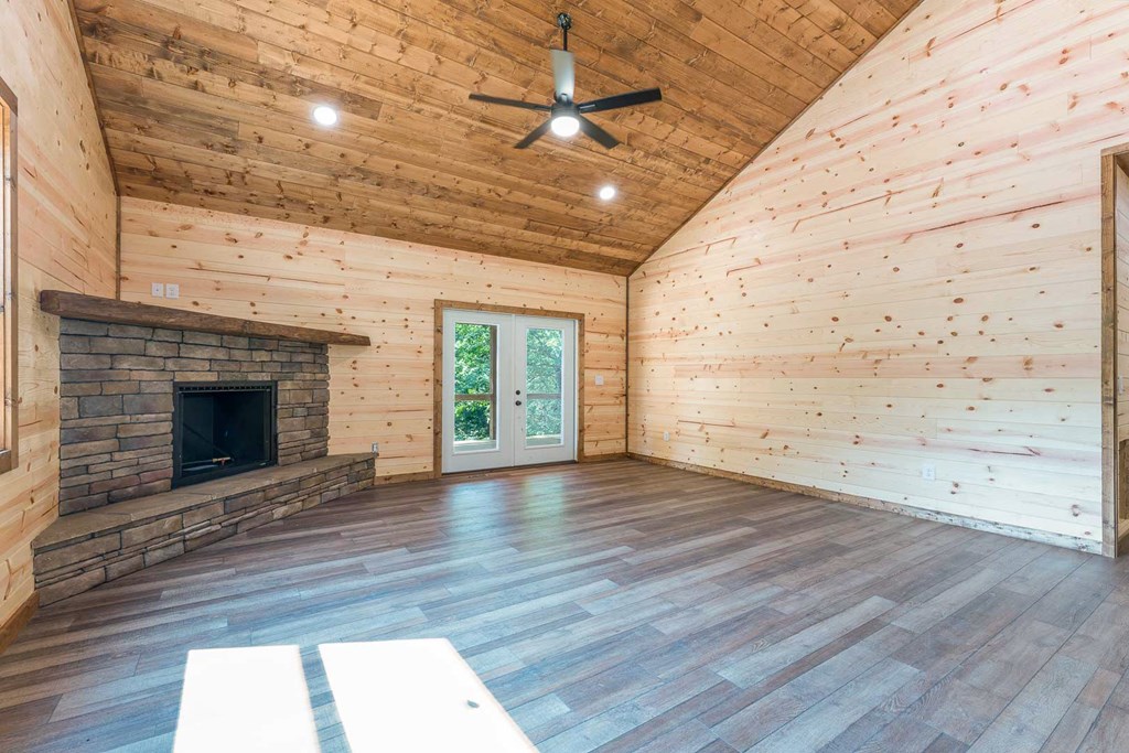 417058 Brasstown Residential