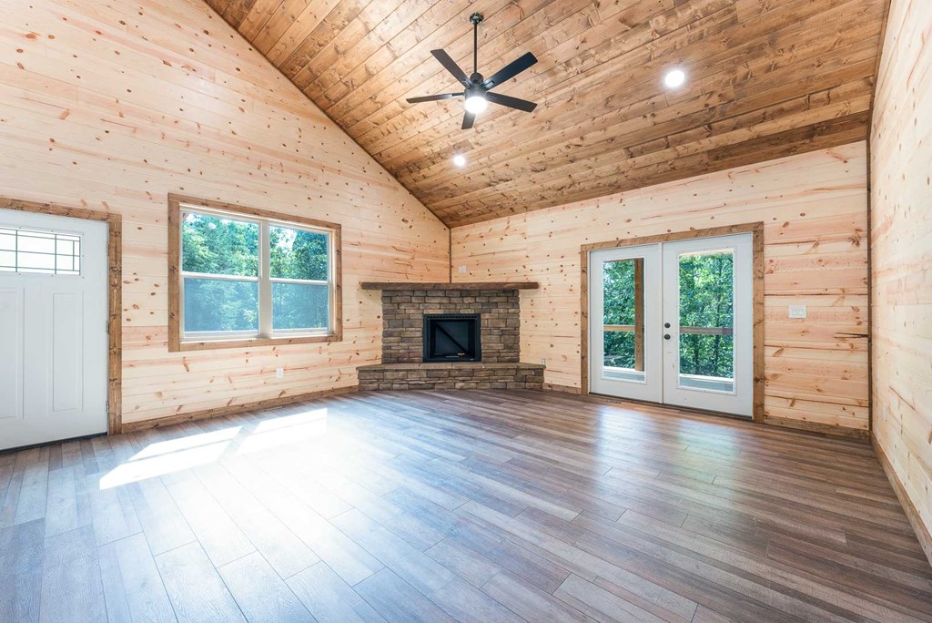 417058 Brasstown Residential