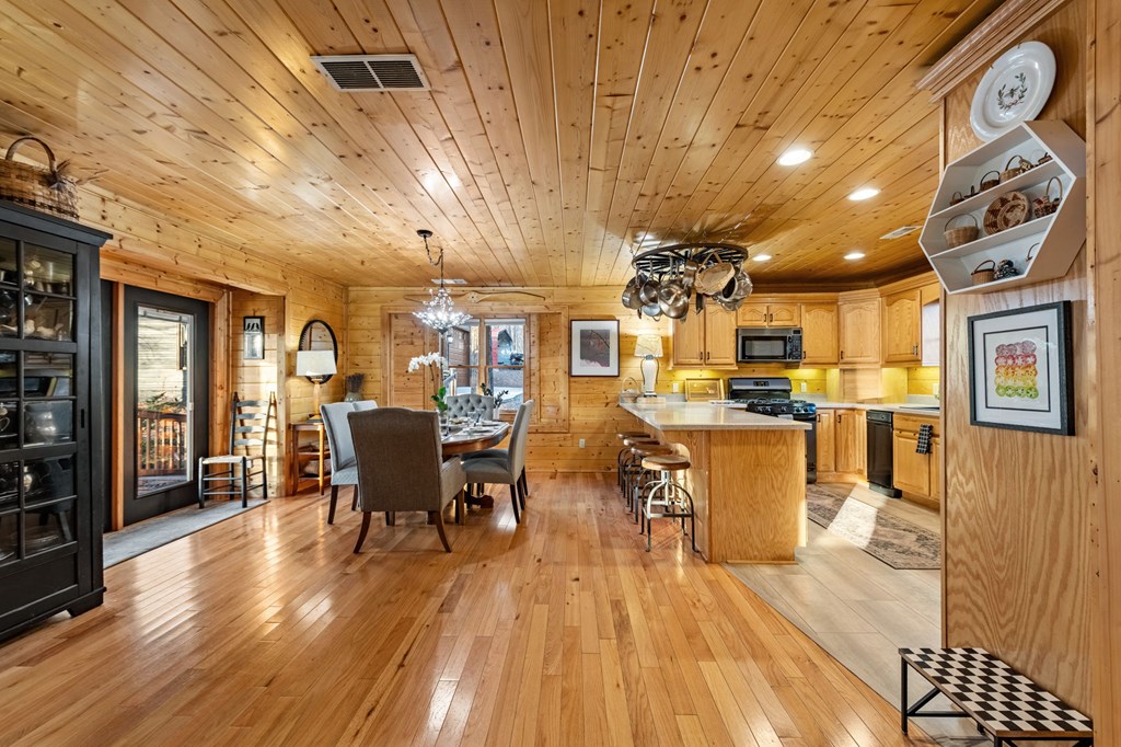 417064 Blue Ridge Residential