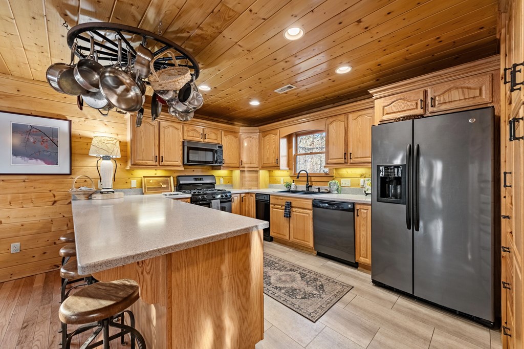 417064 Blue Ridge Residential