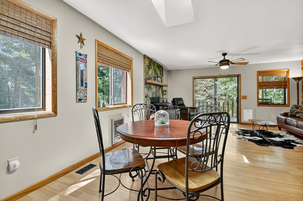 417070 Murphy Residential