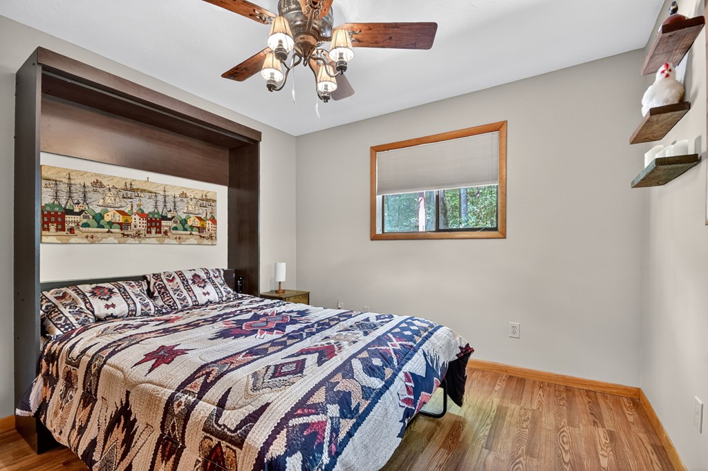 417070 Murphy Residential