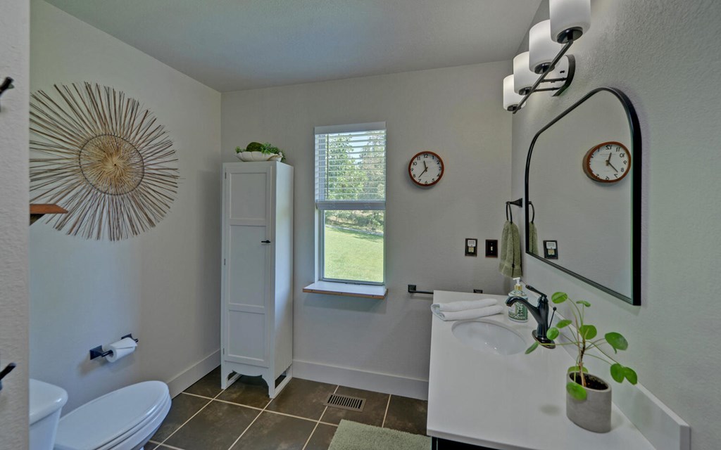 417076 Murphy Residential