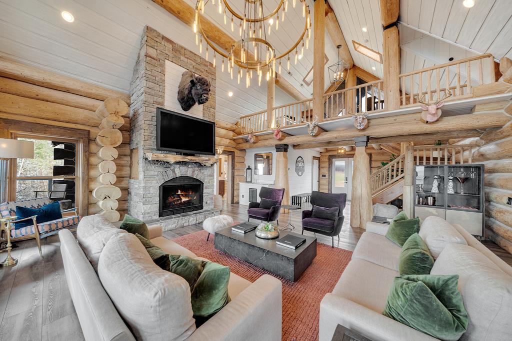 417081 Blue Ridge Residential