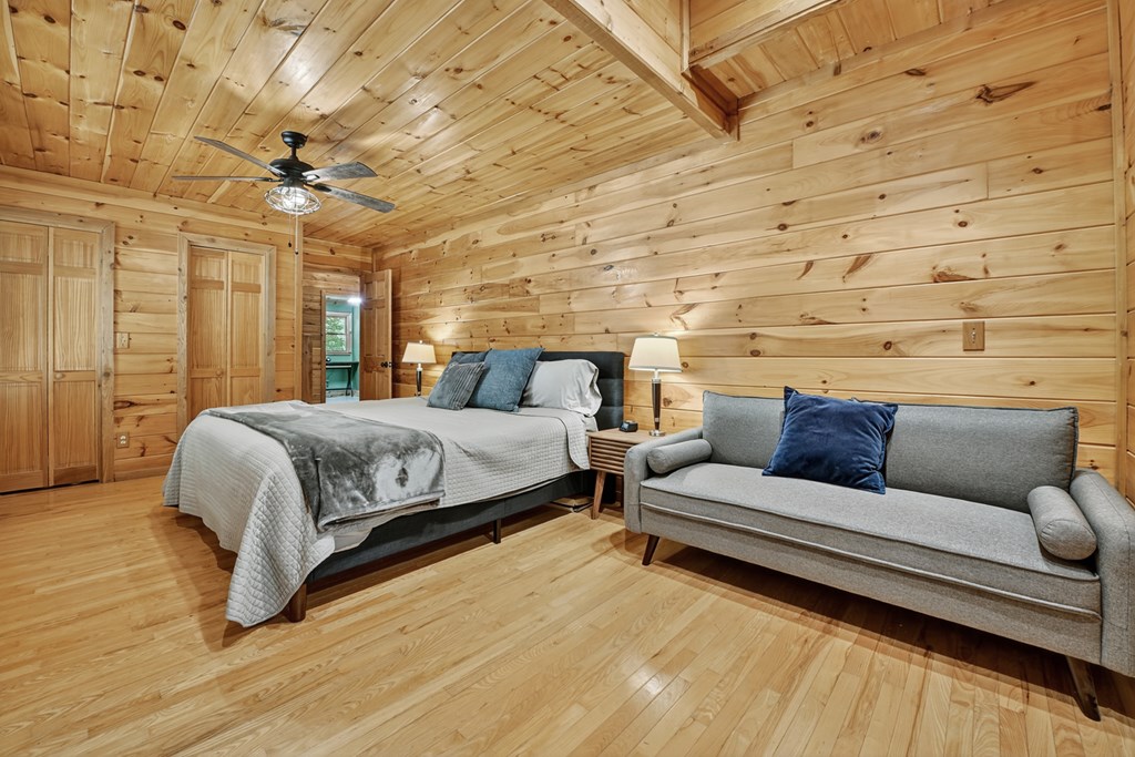 417082 Blue Ridge Residential