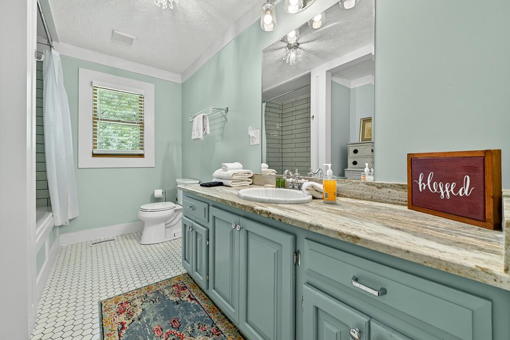 417096 Blue Ridge Residential