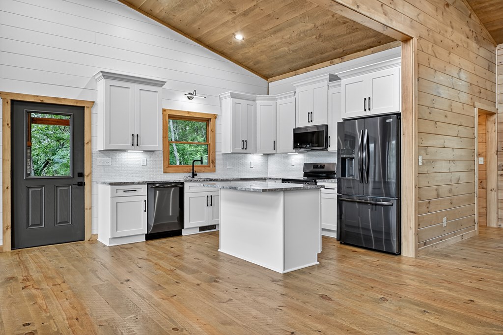417097 Blue Ridge Residential