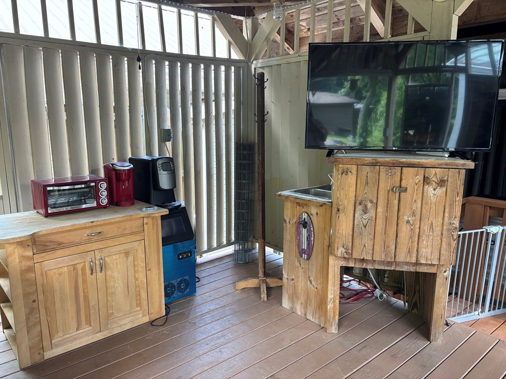 417104 Hiawassee Residential