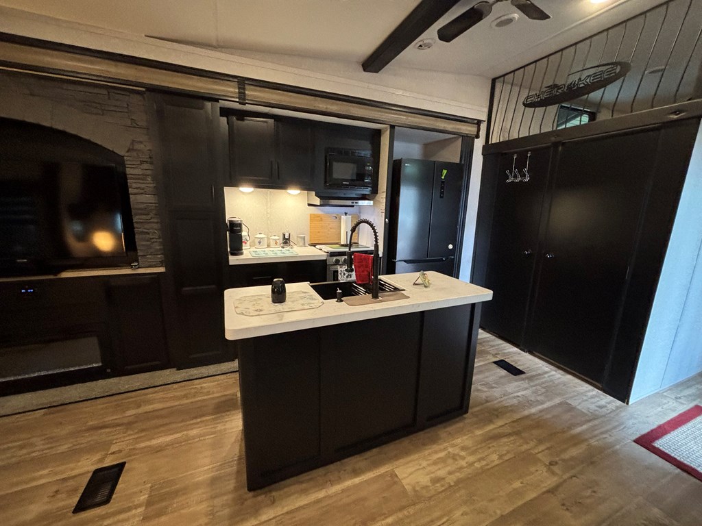 417104 Hiawassee Residential