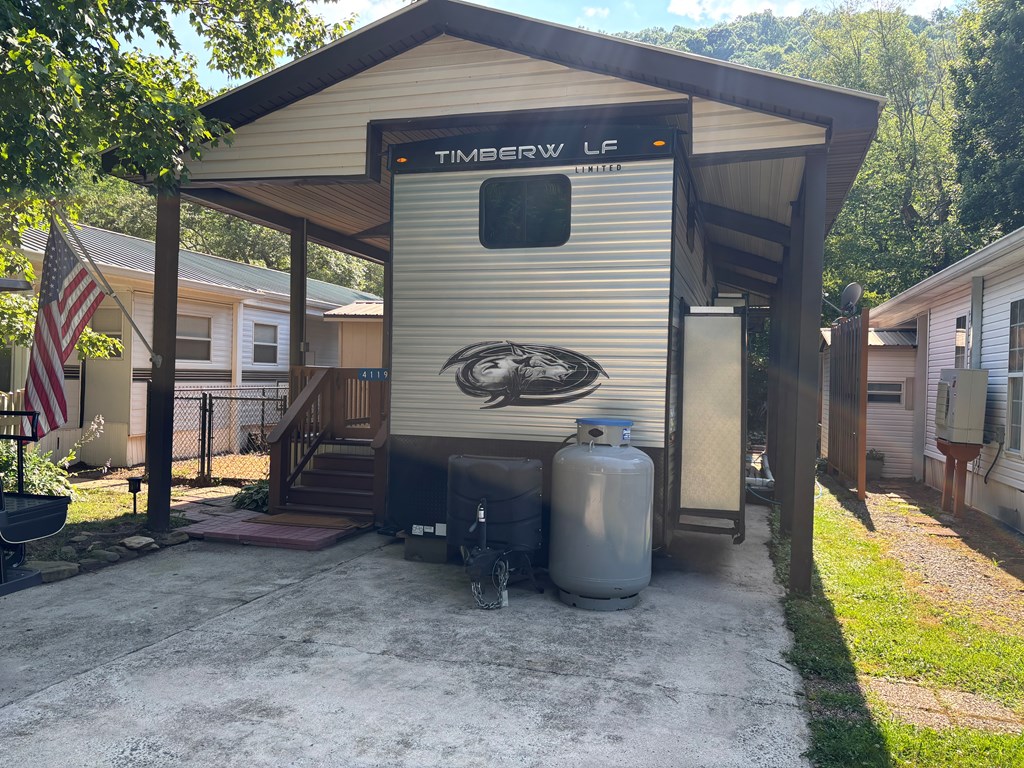 417104 Hiawassee Residential