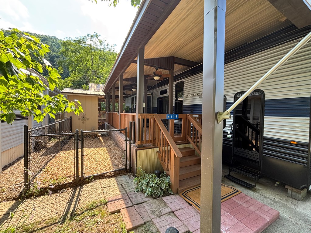417104 Hiawassee Residential