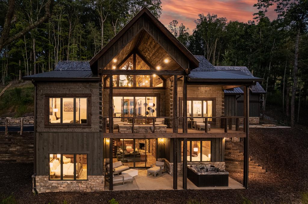 417117 Mineral Bluff Residential