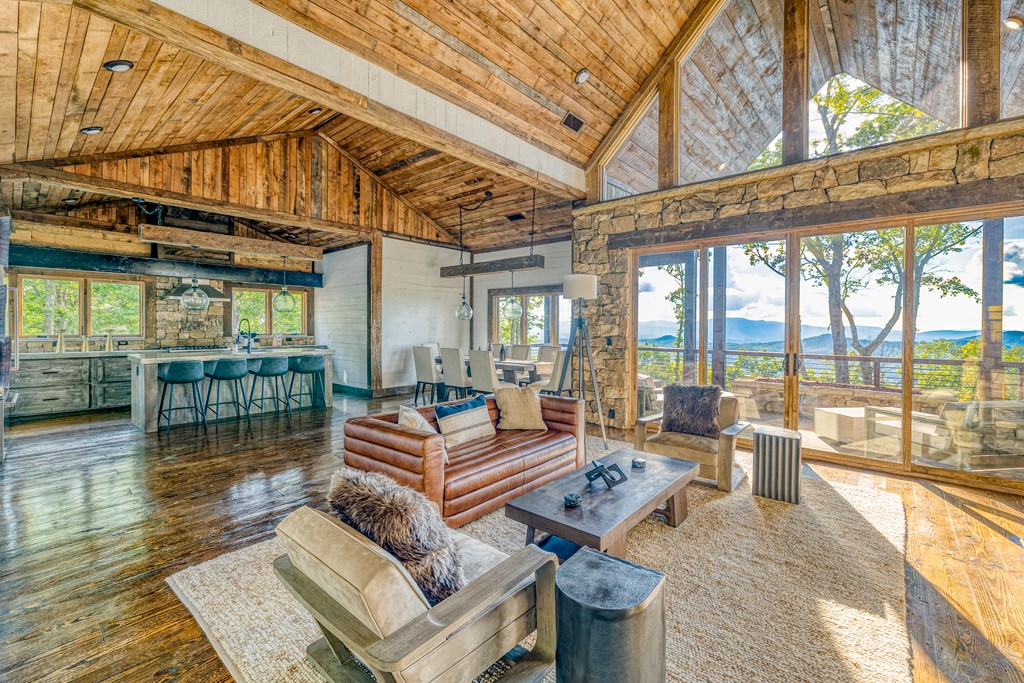 417117 Mineral Bluff Residential