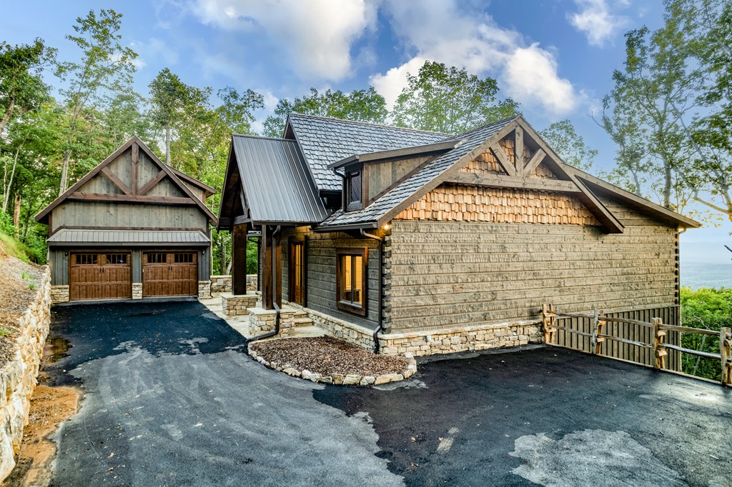 417117 Mineral Bluff Residential