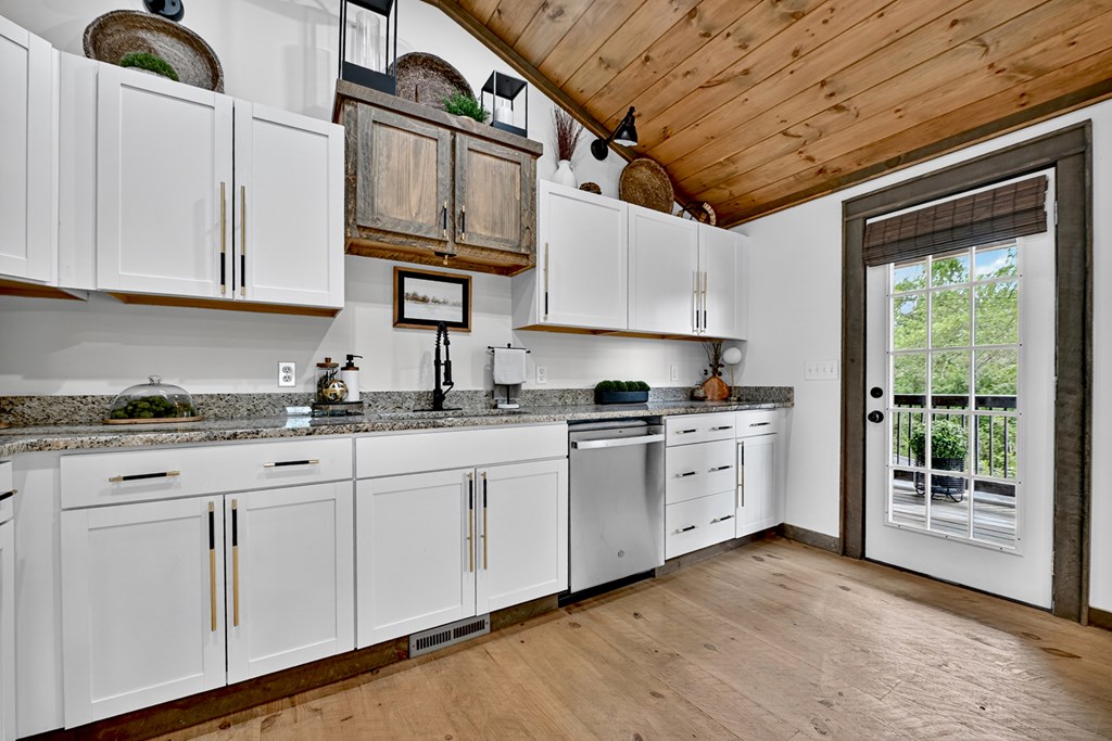 417119 Blue Ridge Residential