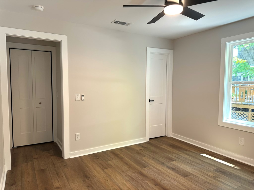 417143 Young Harris Residential