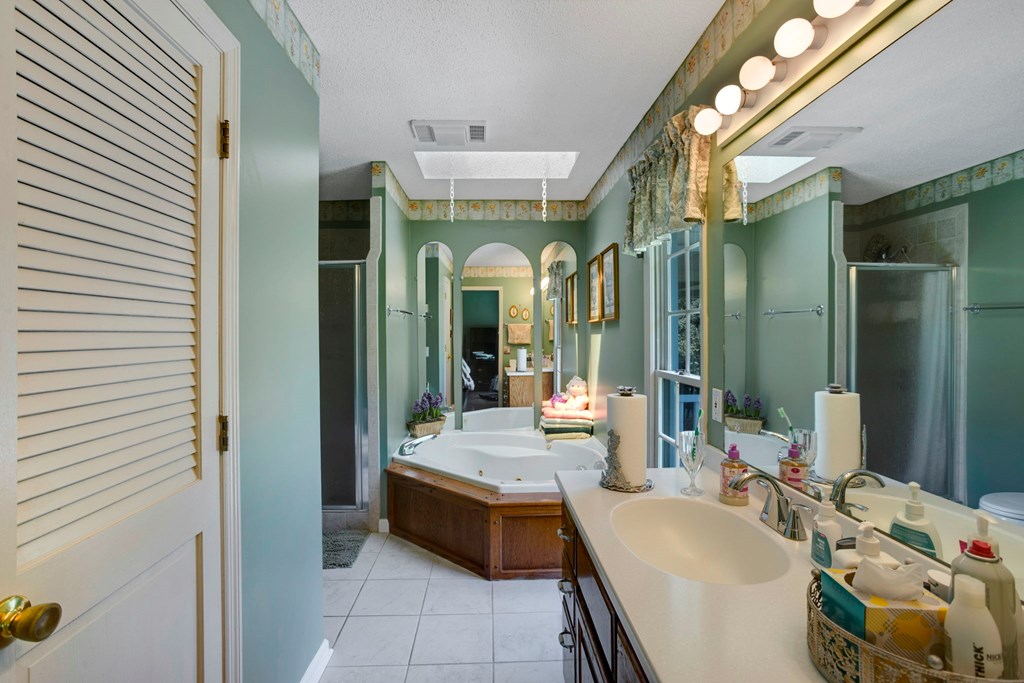 417150 Hayesville Residential