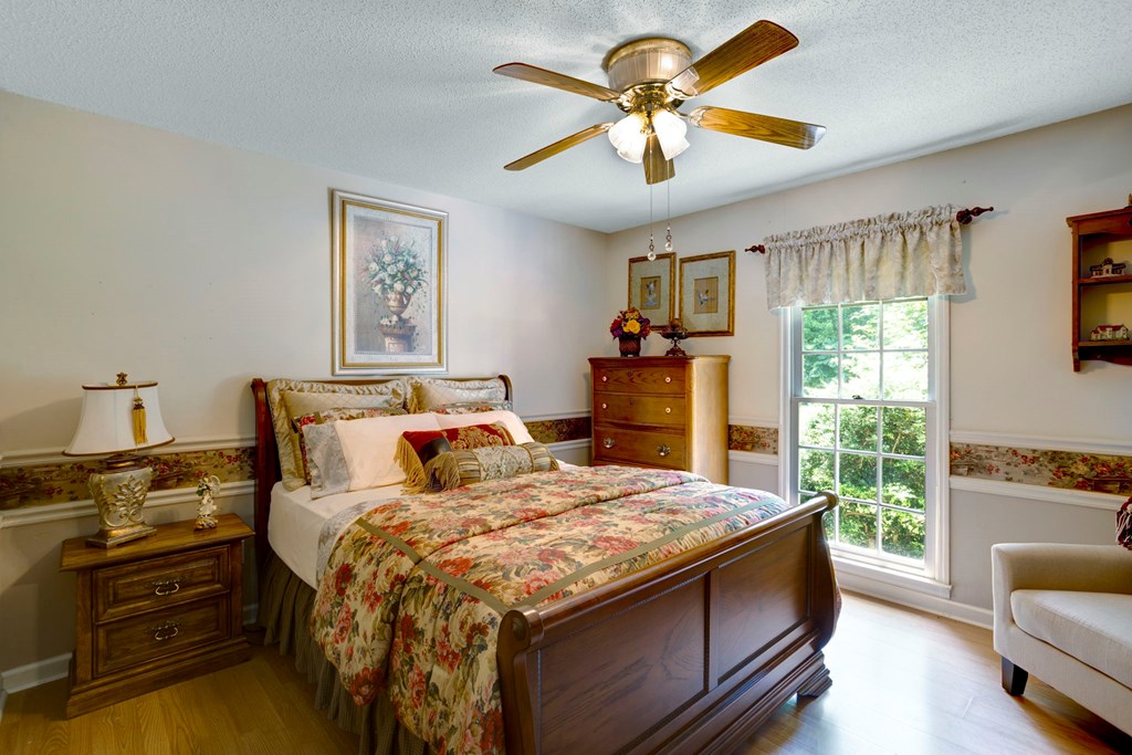 417150 Hayesville Residential