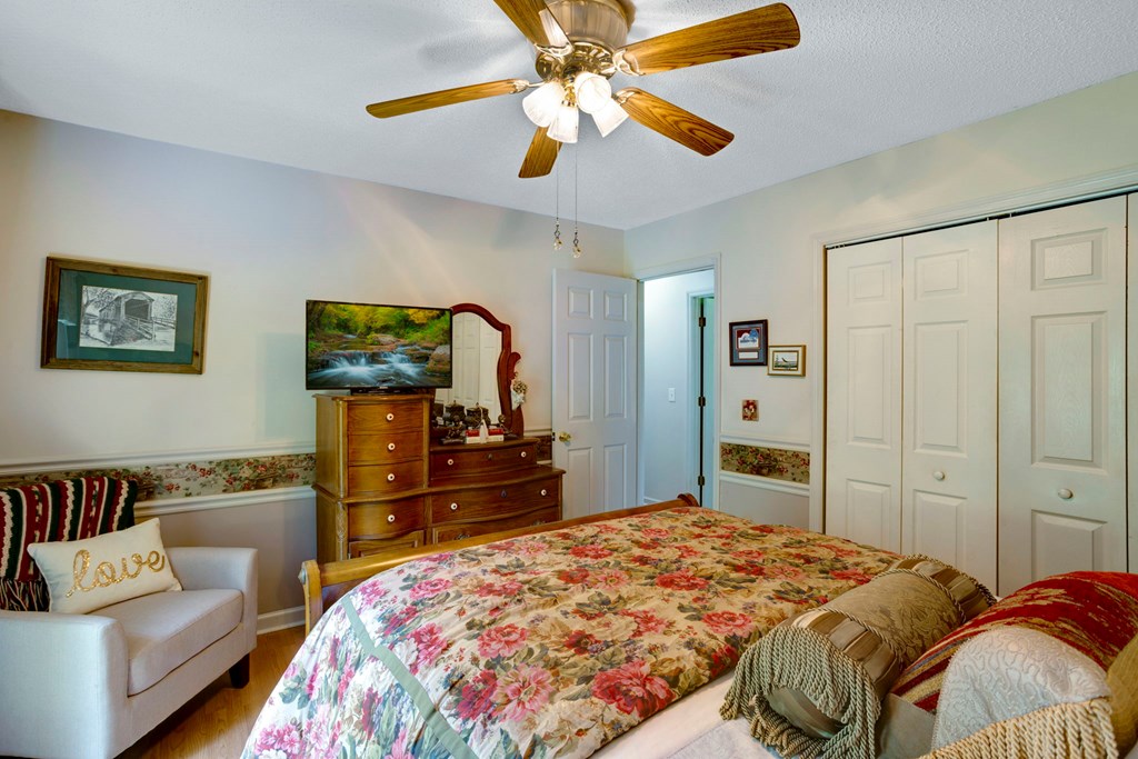 417150 Hayesville Residential