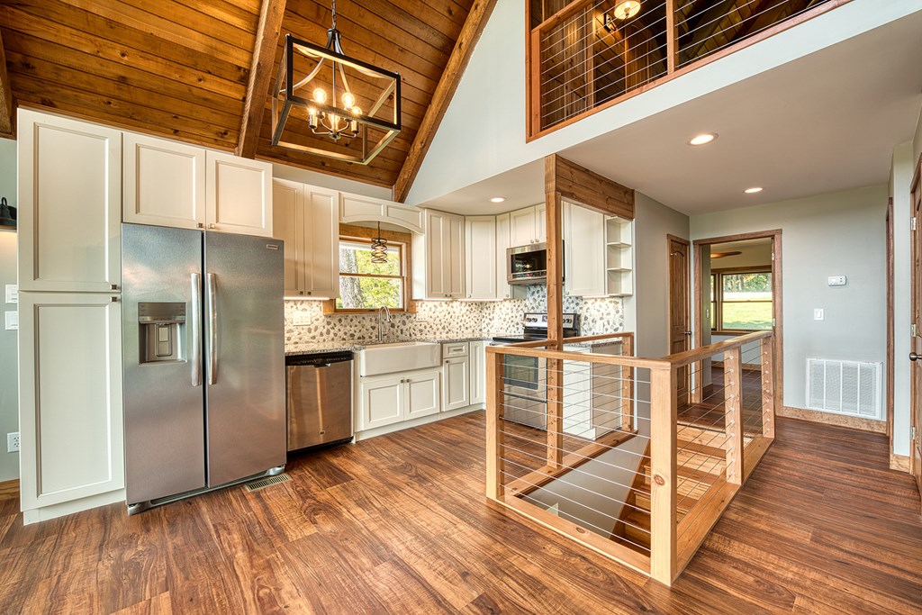 417160 Young Harris Residential