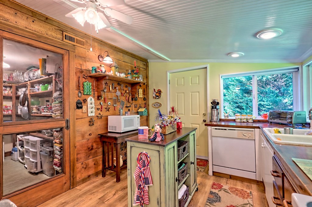 417174 Blue Ridge Residential