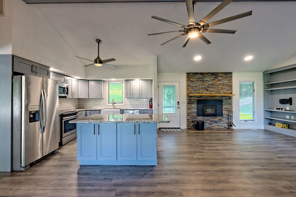 417175 Young Harris Residential