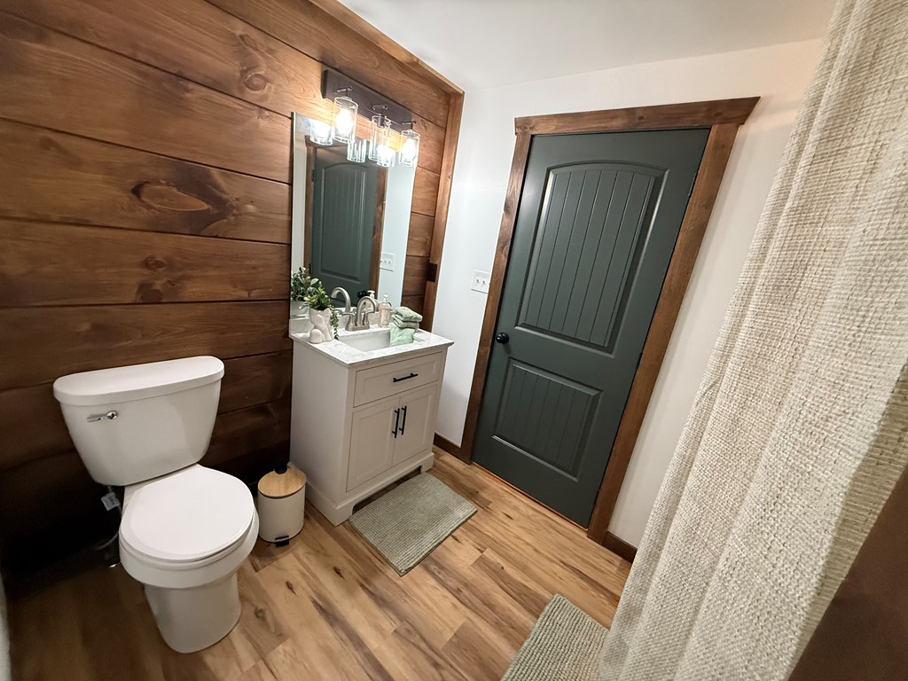 417207 Mineral Bluff Residential