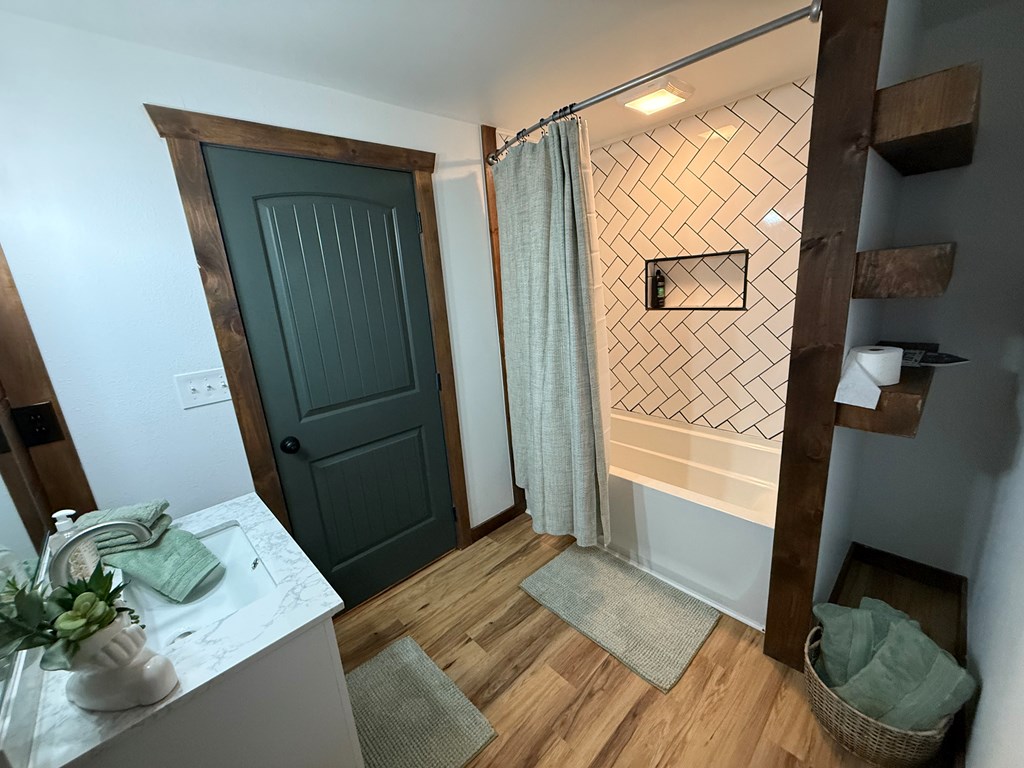 417207 Mineral Bluff Residential
