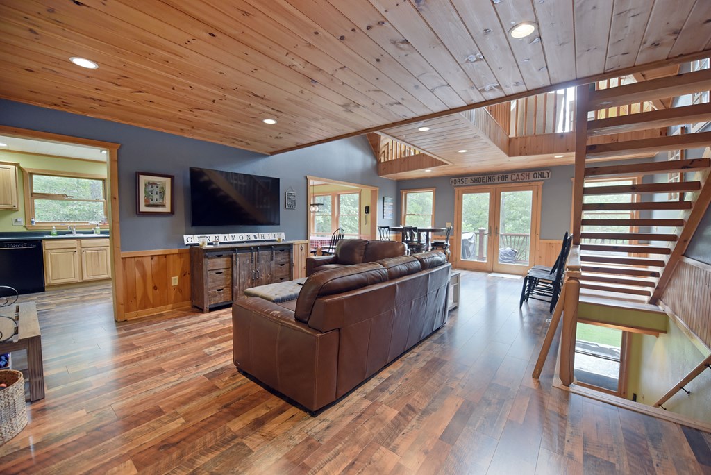 417209 Blue Ridge Residential