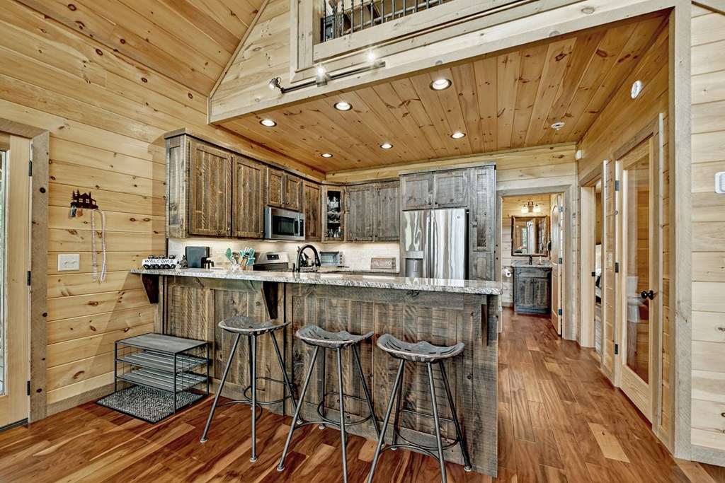 417212 Blue Ridge Residential