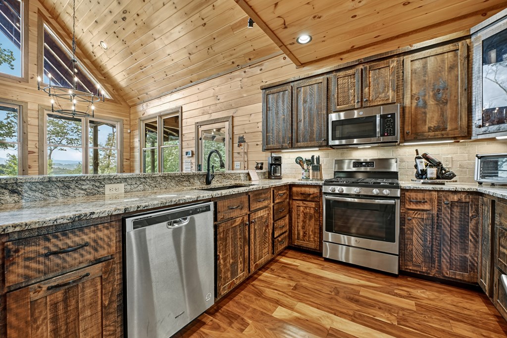 417212 Blue Ridge Residential