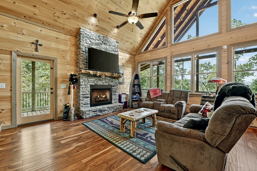 417212 Blue Ridge Residential