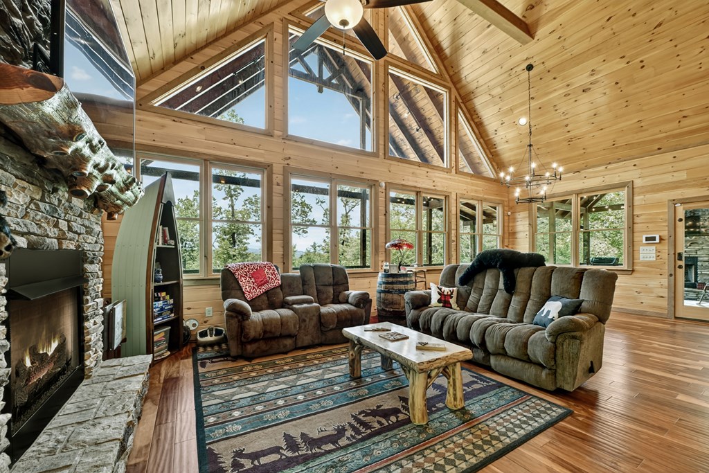 417212 Blue Ridge Residential